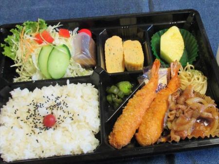 洋食セット弁当（エビフライ＆しょうが焼き）