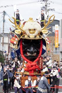 旅Karatsu 唐津観光協会｜唐津くんち 九番曳山 武田信玄の兜